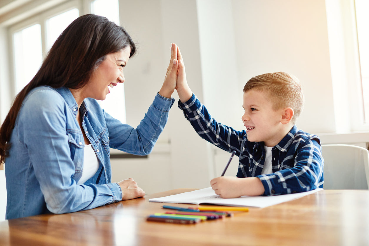 Mindful Phrases to Effectively Praise Your Kids
